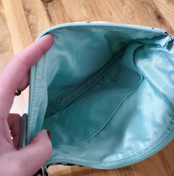 Vera Bradley Cross Body Purse - Picture 3 of 3